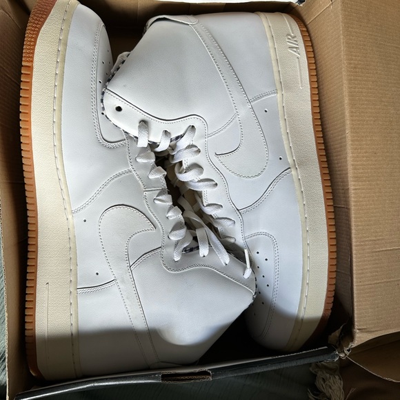 Nike Air Jordan 1 Mid - Picture 9 of 9